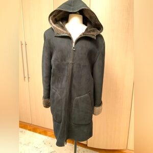 Women’s Italian Hooded Shearling Coat Black Knee Length Size EU 40 US 8